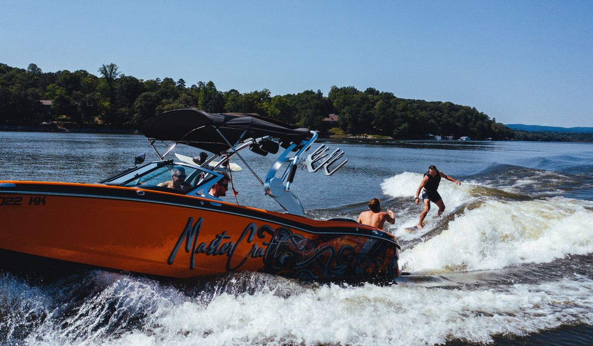 Essential Wakeboarding Helmet Features for Beginners